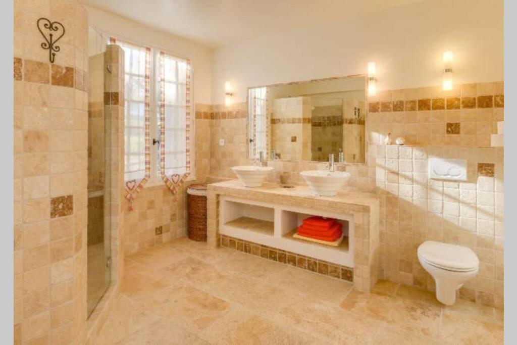 Le Clos Des Pins, Vue Mont Ventoux Roaix Ngoại thất bức ảnh